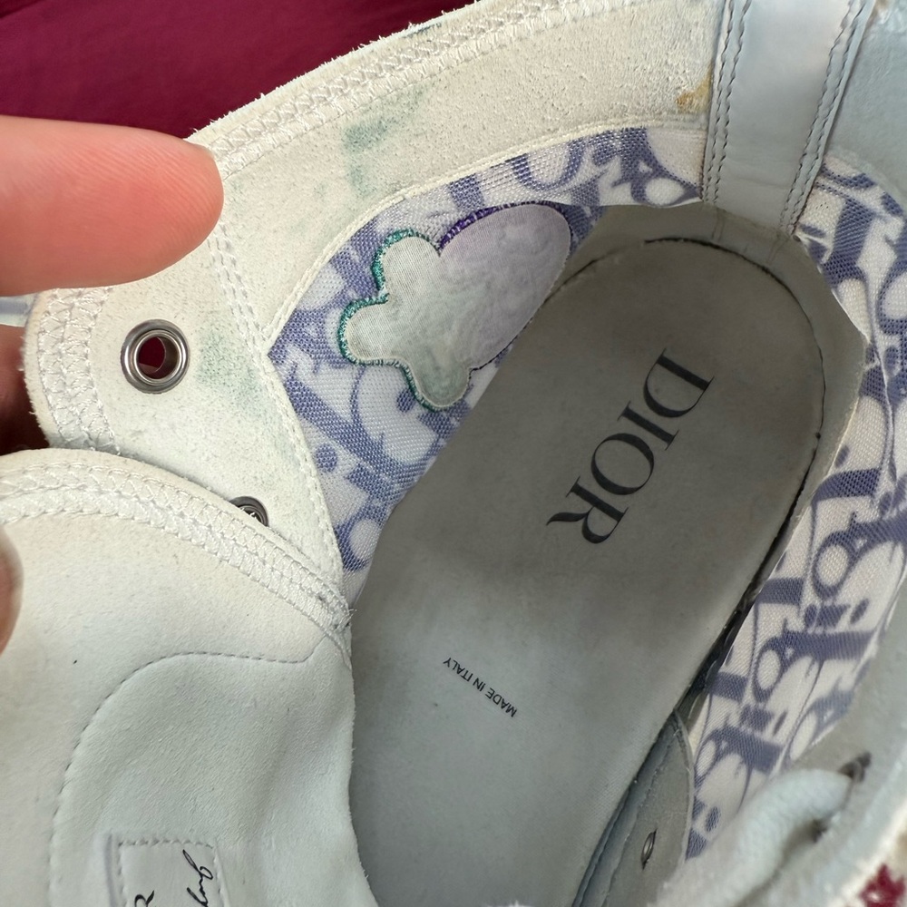 Dior White and Gray High-Top Sneakers with Blue and Green Patch - Picture 7 of 16